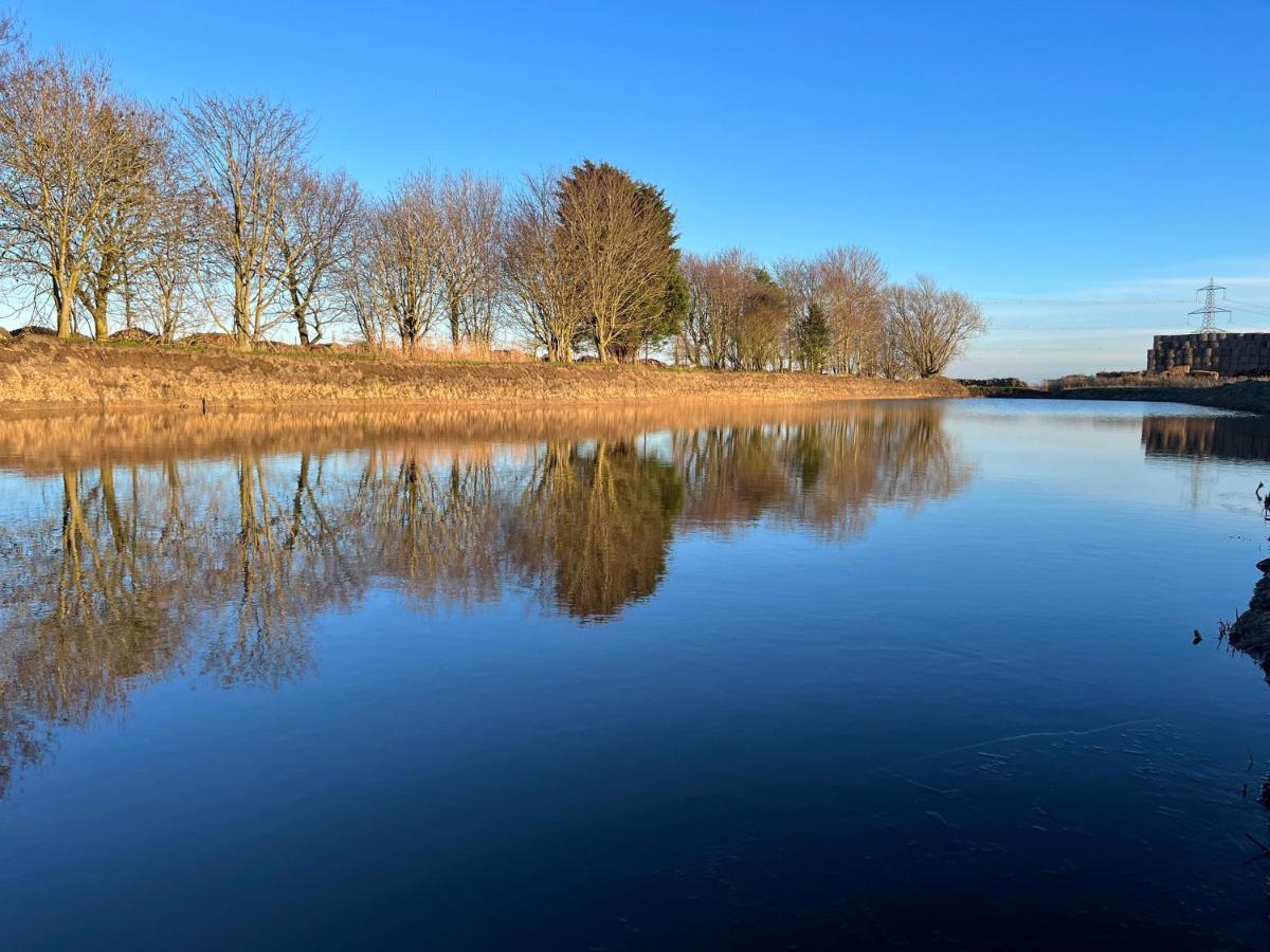 Вілла Boyce Fen Farm Retreat Glamping & Fishery Вісбіч Екстер'єр фото