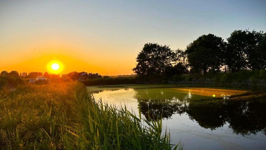 Вілла Boyce Fen Farm Retreat Glamping & Fishery Вісбіч Екстер'єр фото