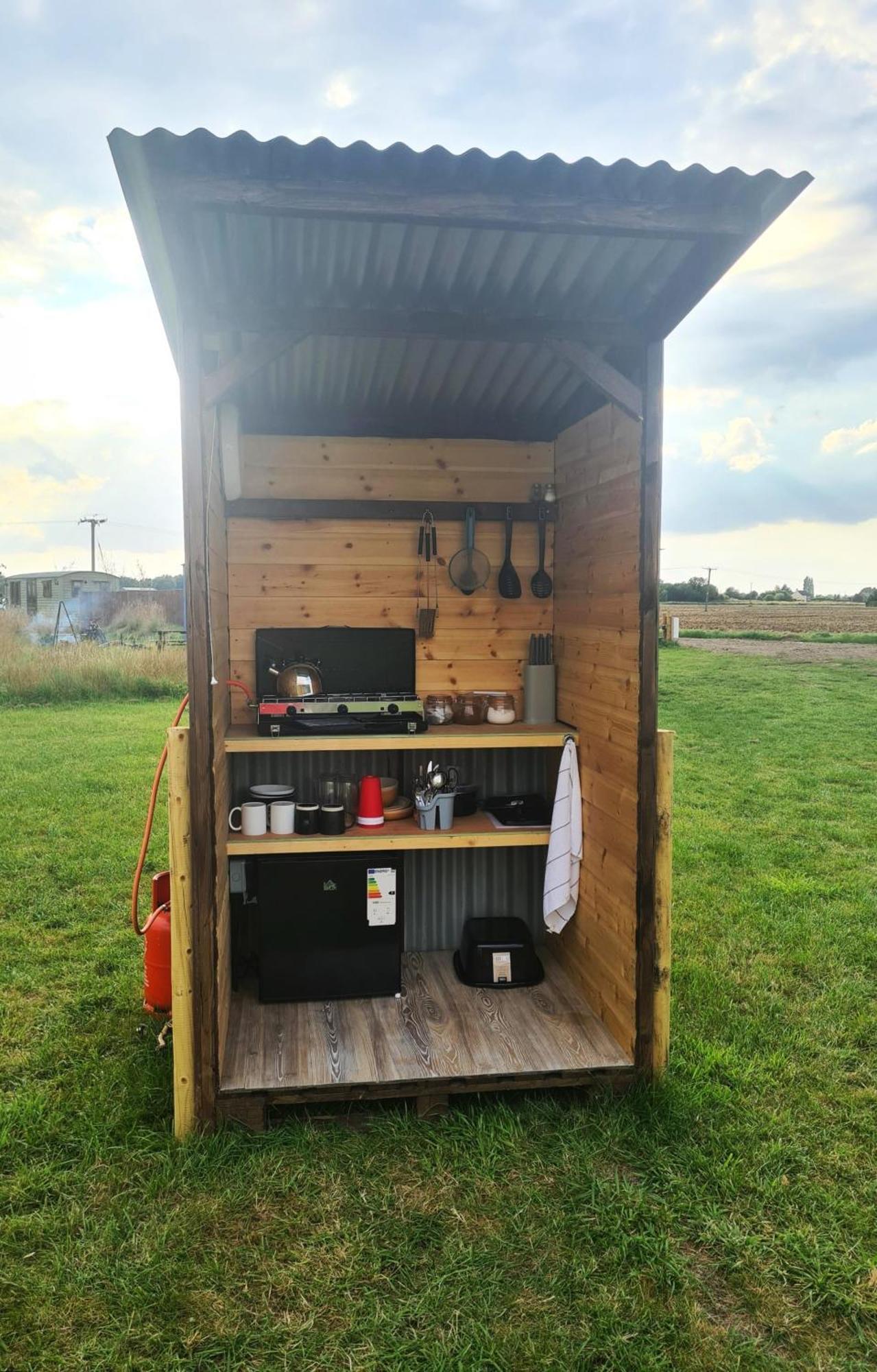 Вілла Boyce Fen Farm Retreat Glamping & Fishery Вісбіч Екстер'єр фото